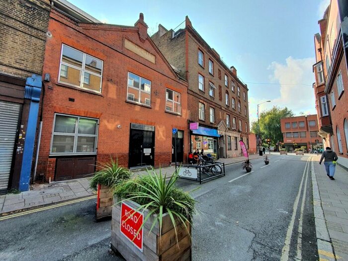 2 Bedroom Apartment To Rent In York Mansions, Browning Street, London, SE17