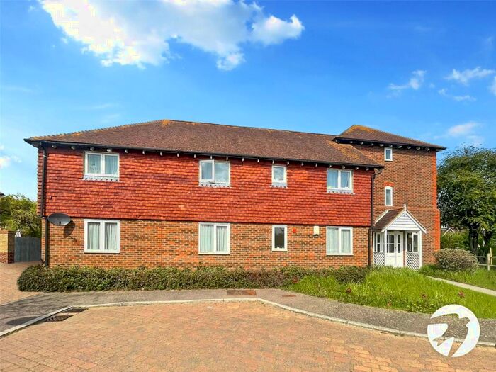 2 Bedroom Flat To Rent In Monins Road, Iwade, Sittingbourne, Kent, ME9