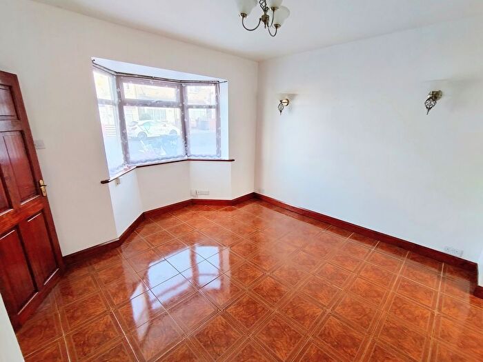 3 Bedroom Semi-Detached House To Rent In Powell Street, Heath Town, Wolverhampton, WV10