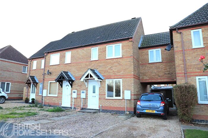 3 Bedroom End Of Terrace House For Sale In Rosehip Road, Morton, Bourne, Lincolnshire, PE10