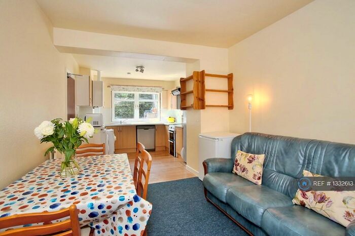 4 Bedroom Flat To Rent In Spital, Aberdeen, AB24