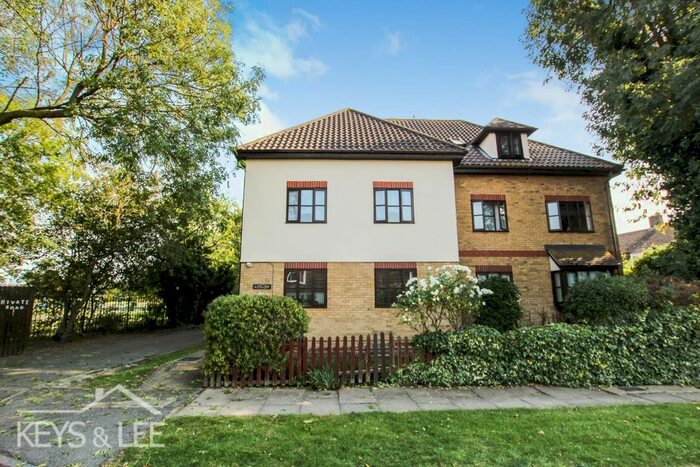 1 Bedroom Flat To Rent In Horndon Road, Romford RM5