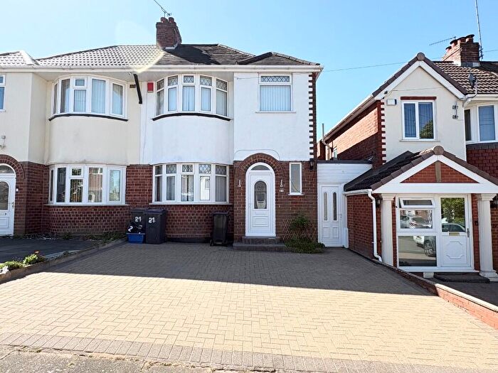 3 Bedroom Semi-Detached House To Rent In Bent Avenue, Birmingham, B32