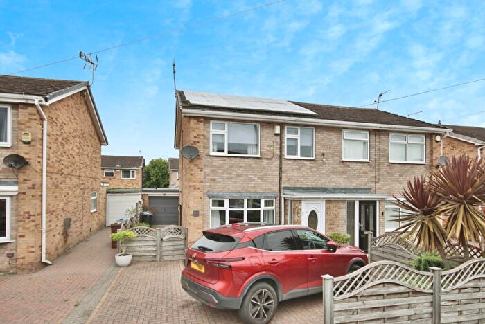 3 Bedroom Semi-Detached House For Sale In Paxdale, Hull, HU7