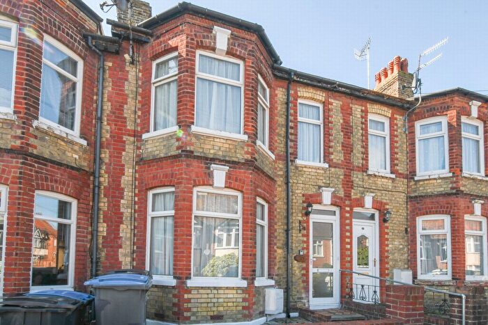 2 Bedroom Terraced House For Sale In Markland Road, Dover, CT17