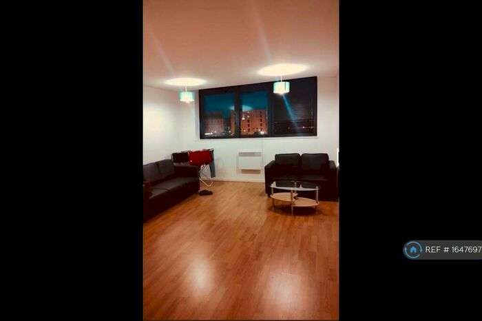 2 Bedroom Flat To Rent In Mann Island, Liverpool, L3