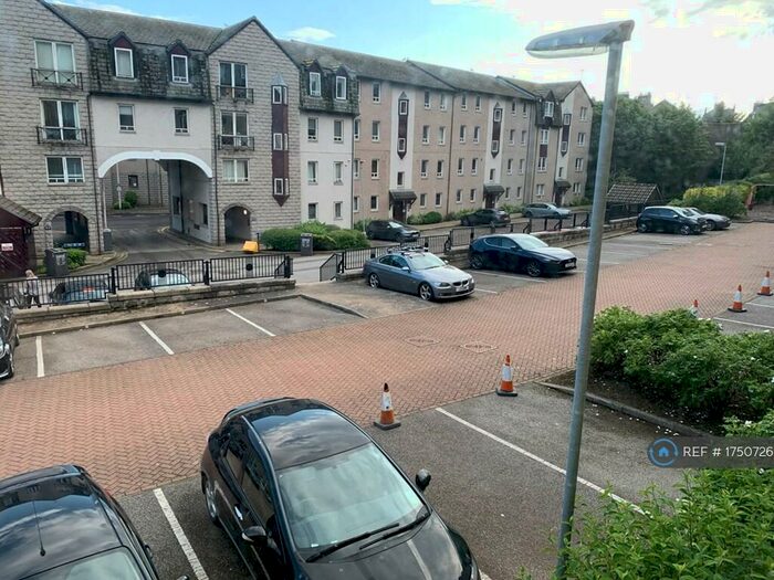1 Bedroom Flat To Rent In Strawberry Bank Parade, Aberdeen, AB11