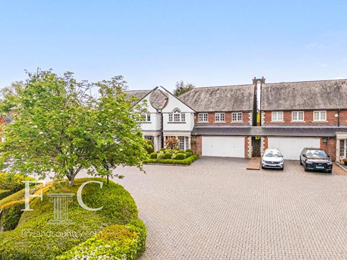 5 Bedroom Detached House For Sale In Broxbournebury Mews, Broxbourne, Hertfordshire, EN10