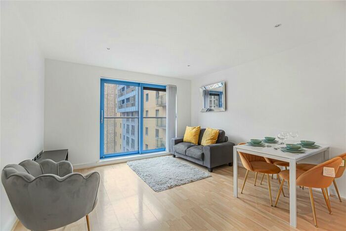 1 Bedroom Apartment To Rent In Western Gateway, London, E16