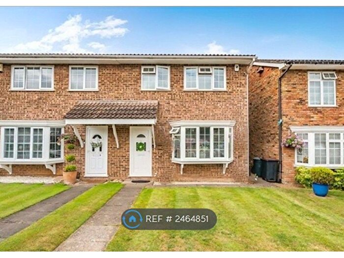 3 Bedroom Semi-Detached House To Rent In Burlington Close, Orpington, BR6