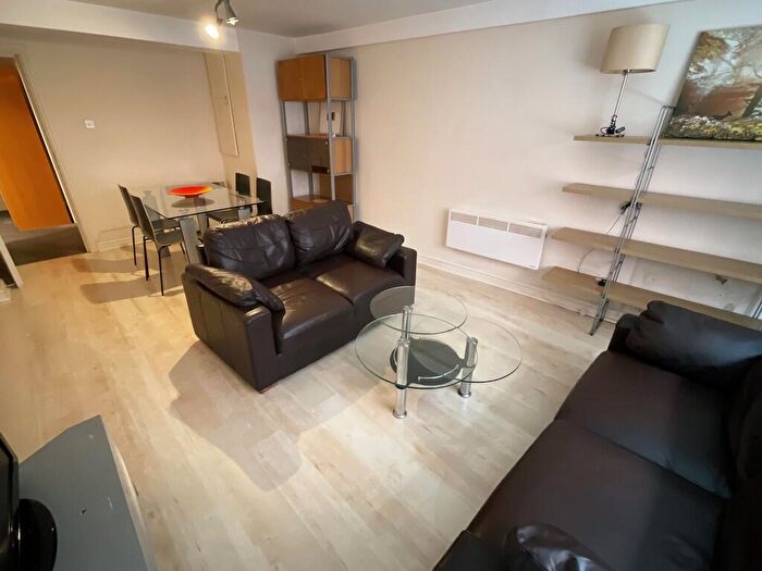 3 Bedroom Apartment To Rent In Sackville Place, M1