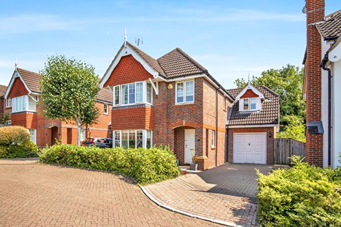 4 Bedroom Detached House For Sale In Langwood Close, Ashtead, KT21