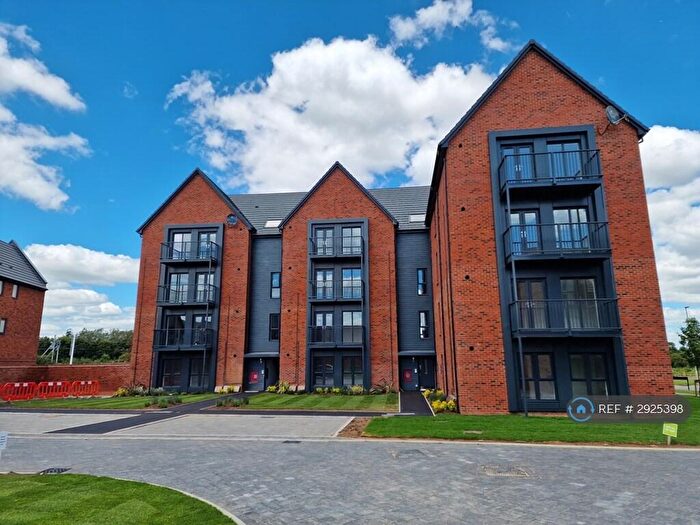2 Bedroom Flat To Rent In Wishford Row, Swindon, SN1