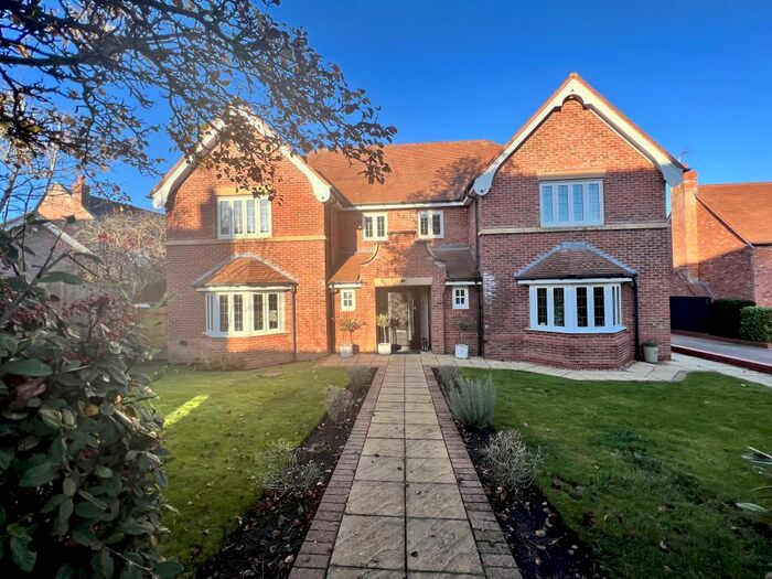 4 Bedroom Detached House For Sale In Kendal Way, Crewe, CW2