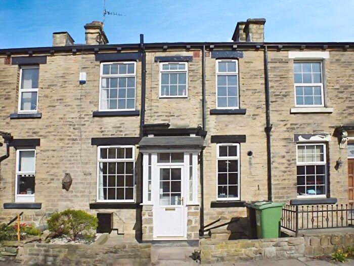 2 Bedroom Terraced House To Rent In Cavendish Place, Pudsey, LS28
