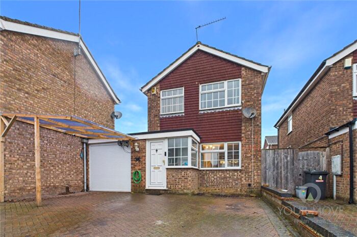 3 Bedroom Detached House For Sale In Oaklands, Bugbrooke, Northampton, Northamptonshire, NN7