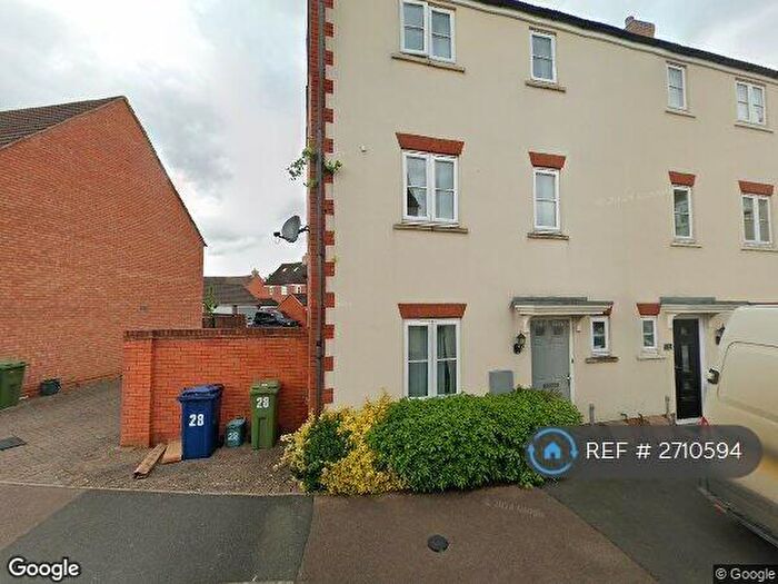 4 Bedroom Semi Detached House To Rent In Starling Road, Tewkesbury, GL20