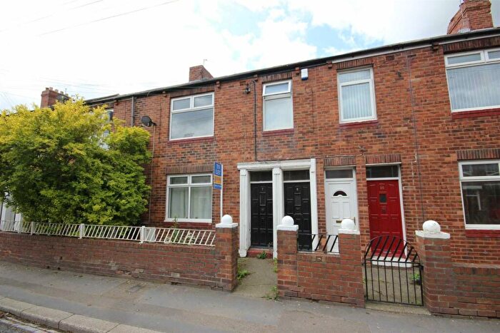 2 Bedroom Apartment For Sale In Glens Flats, High Pittington, Durham, DH6