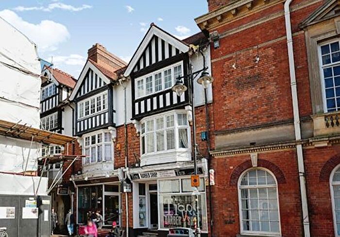 4 Bedroom Flat For Sale In Flat Market Place, Evesham, Worcestershire, WR11