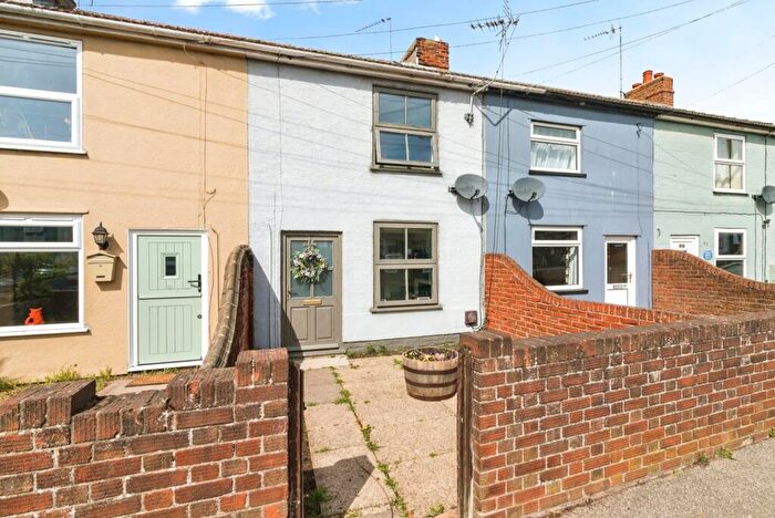 2 Bedroom Terraced House For Sale In Bridge Road, Lowestoft, Suffolk, NR32