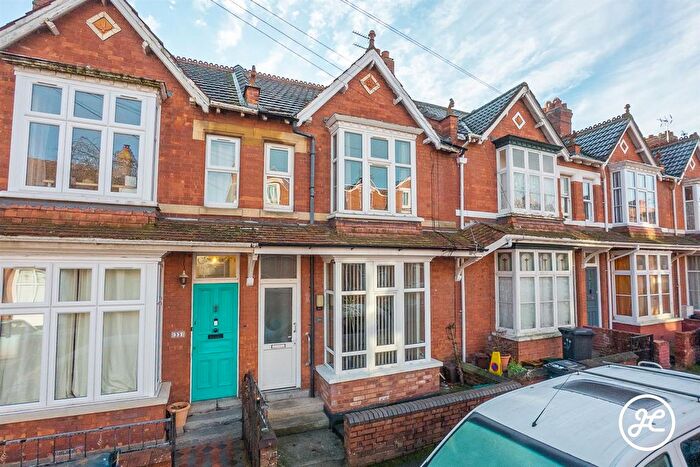 4 Bedroom Terraced House For Sale In Ashleigh Avenue, Bridgwater, TA6