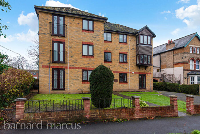 1 Bedroom Apartment To Rent In The Avenue, Worcester Park, KT4