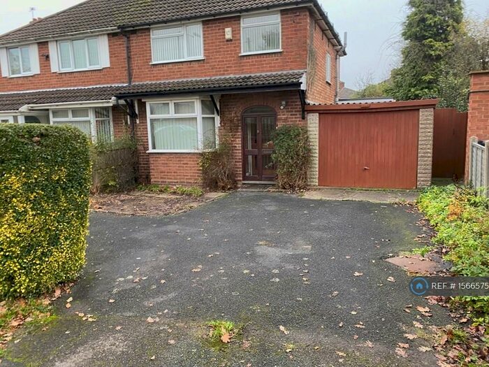 3 Bedroom Semi-Detached House To Rent In Alcester Road South, Birmingham, B14