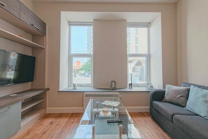 1 Bedroom Flat To Rent In Blackfriars Road, Salford, M3