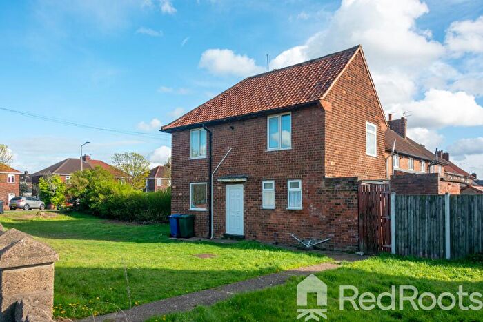 3 Bedroom Semi-Detached House To Rent In Hatfield Lane, Armthorpe, Doncaster, South Yorkshire, DN3