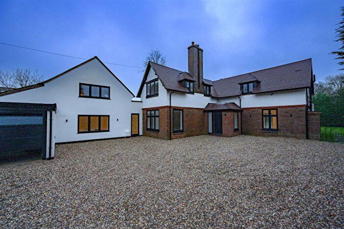 5 Bedroom Detached House For Sale In Hempstead Lane, Potten End, Berkhamsted, HP4