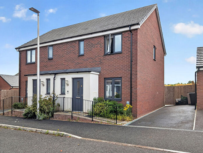3 Bedroom Semi Detached House For Sale In Norrish Lane, Tithebarn, Exeter, Devon, EX1