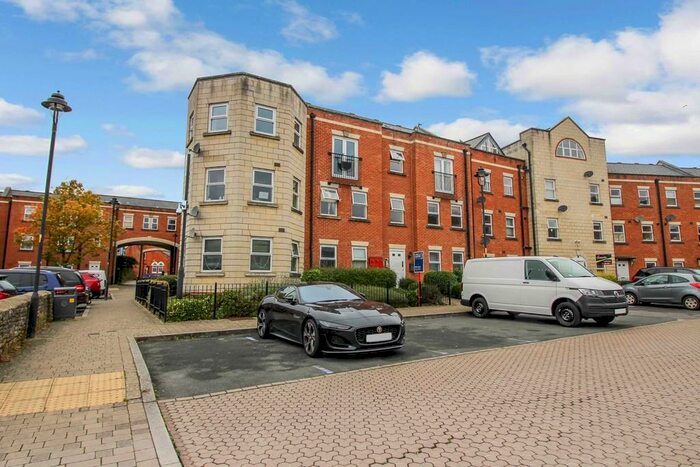 2 Bedroom Apartment To Rent In Godwin Court, Old Town, Swindon, SN1