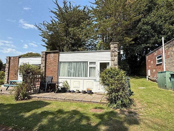 2 Bedroom Semi-Detached Bungalow For Sale In Gurnard Pines, Cockleton Lane, Gurnard, PO31