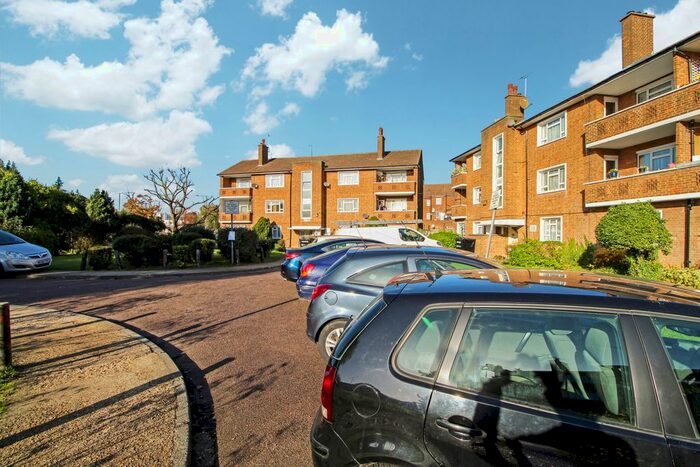 2 Bedroom Flat To Rent In Gore Court, Fryent Way, Kingsbury, London, NW9
