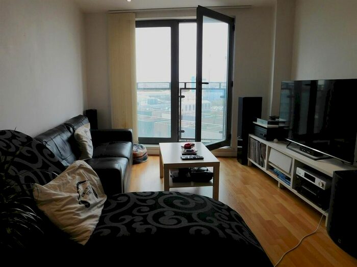 2 Bedroom Flat To Rent In Echo Central, Cross Green Lane, Leeds, LS9