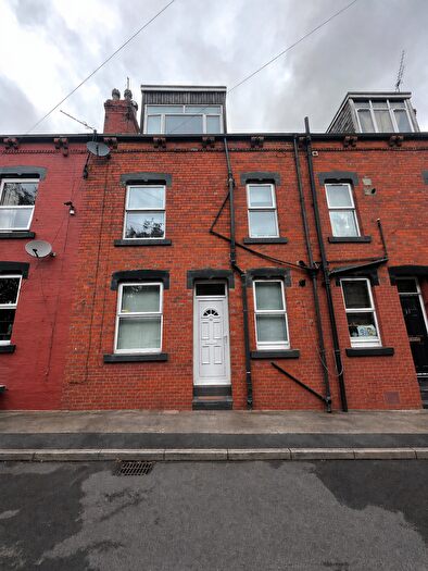 2 Bedroom Terraced House For Sale In Salisbury Grove, Leeds, LS12