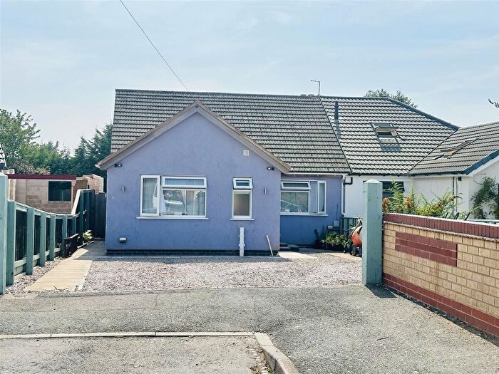 4 Bedroom Semi-Detached Bungalow For Sale In The Roundway, Thurmaston, Leicester, LE4
