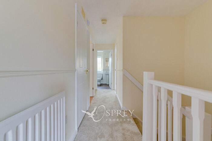 4 Bedroom Detached House For Sale In Sutton Road, Oundle, PE8