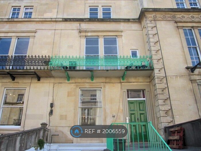 2 Bedroom Flat To Rent In Chesterfield Buildings, Bristol, BS8