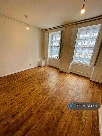 Studio To Rent In Shoreditch High Street, London, E1