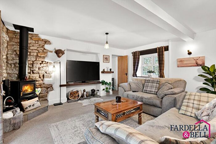 3 Bedroom Barn Conversion For Sale In Tunstill Fold, Fence, BB12