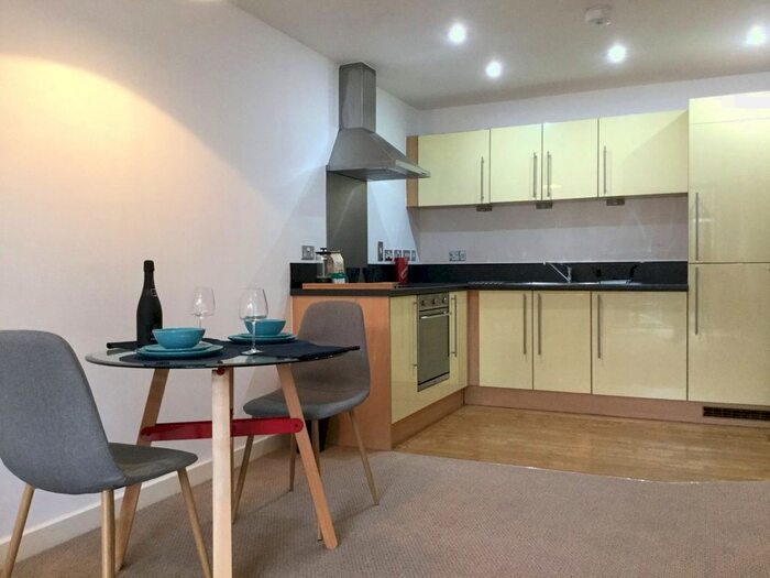 1 Bedroom Flat To Rent In Jq One, George Street, Birmingham, B3