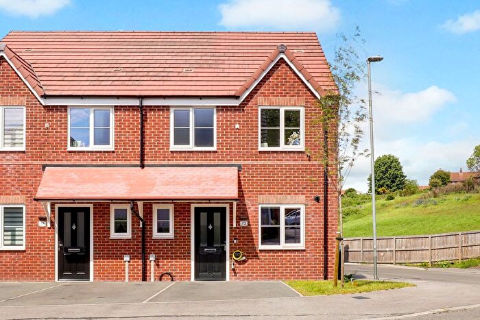3 Bedroom Semi-Detached House For Sale In Sandy Grove, Mansfield, NG18