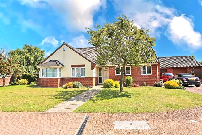 3 Bedroom Bungalow For Sale In George Lane, Acle, NR13