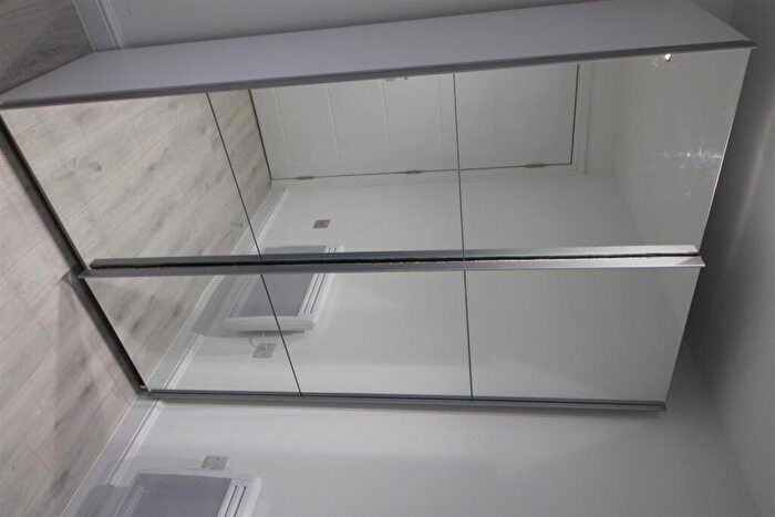 1 Bedroom Private Hall To Rent In Fl, Stonewell, Lancaster, AT1