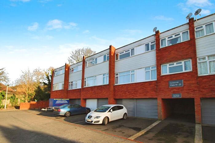 4 Bedroom Town House For Sale In Hunters Hill, High Wycombe, HP13