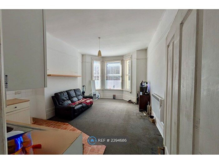 1 Bedroom Flat To Rent In Kenilworth Road, St. Leonards-On-Sea, TN38