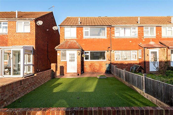 3 Bedroom End Of Terrace House To Rent In Walmer Gardens, Sittingbourne, Kent, ME10