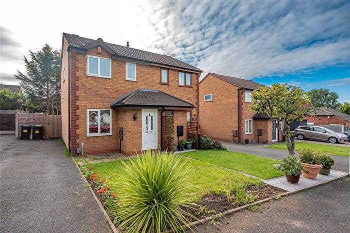 2 Bedroom Semi Detached House For Sale In Abbey Close, Bromsgrove, Worcestershire, B60