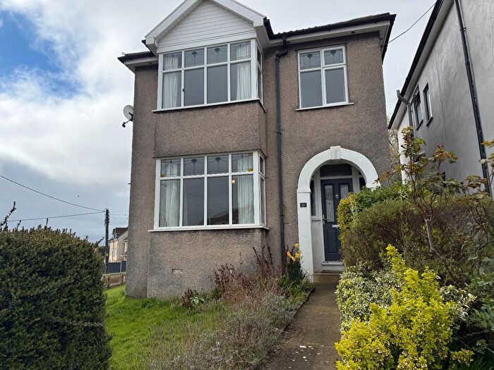 Detached House To Rent In Chase Road, Kingswood, Bristol, BS15